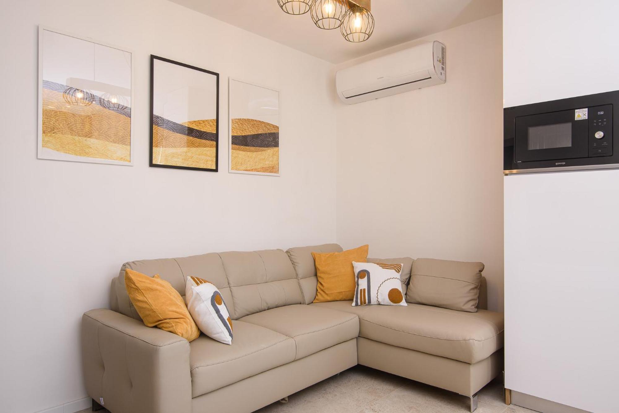Villa Barbara & Zoran With Free Parking And Heated Swimming Pool Seget Vranjica Exterior photo