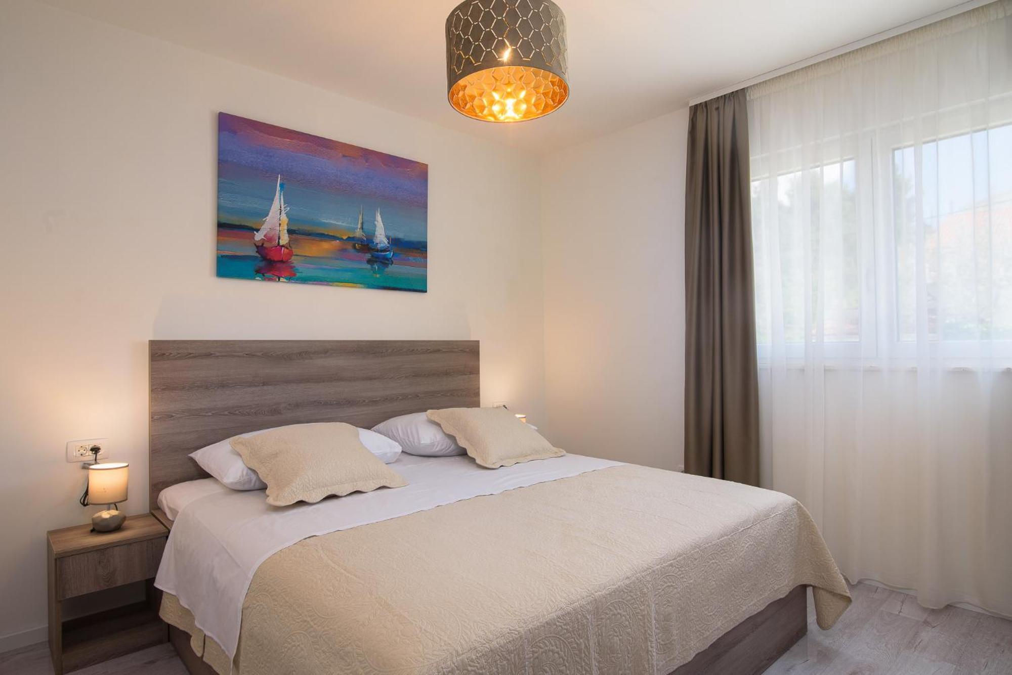 Villa Barbara & Zoran With Free Parking And Heated Swimming Pool Seget Vranjica Exterior photo