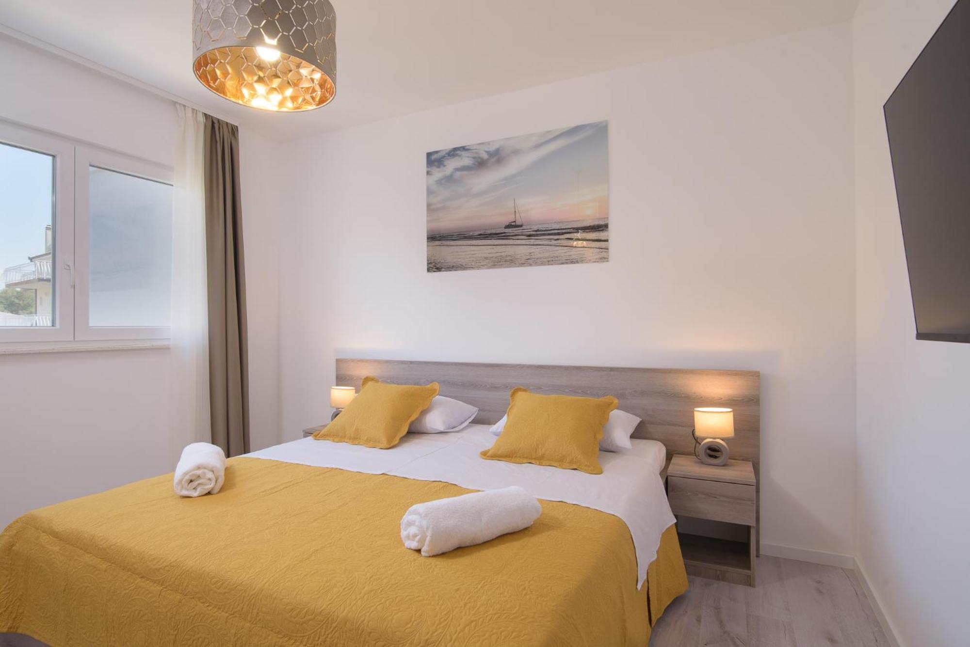 Villa Barbara & Zoran With Free Parking And Heated Swimming Pool Seget Vranjica Exterior photo