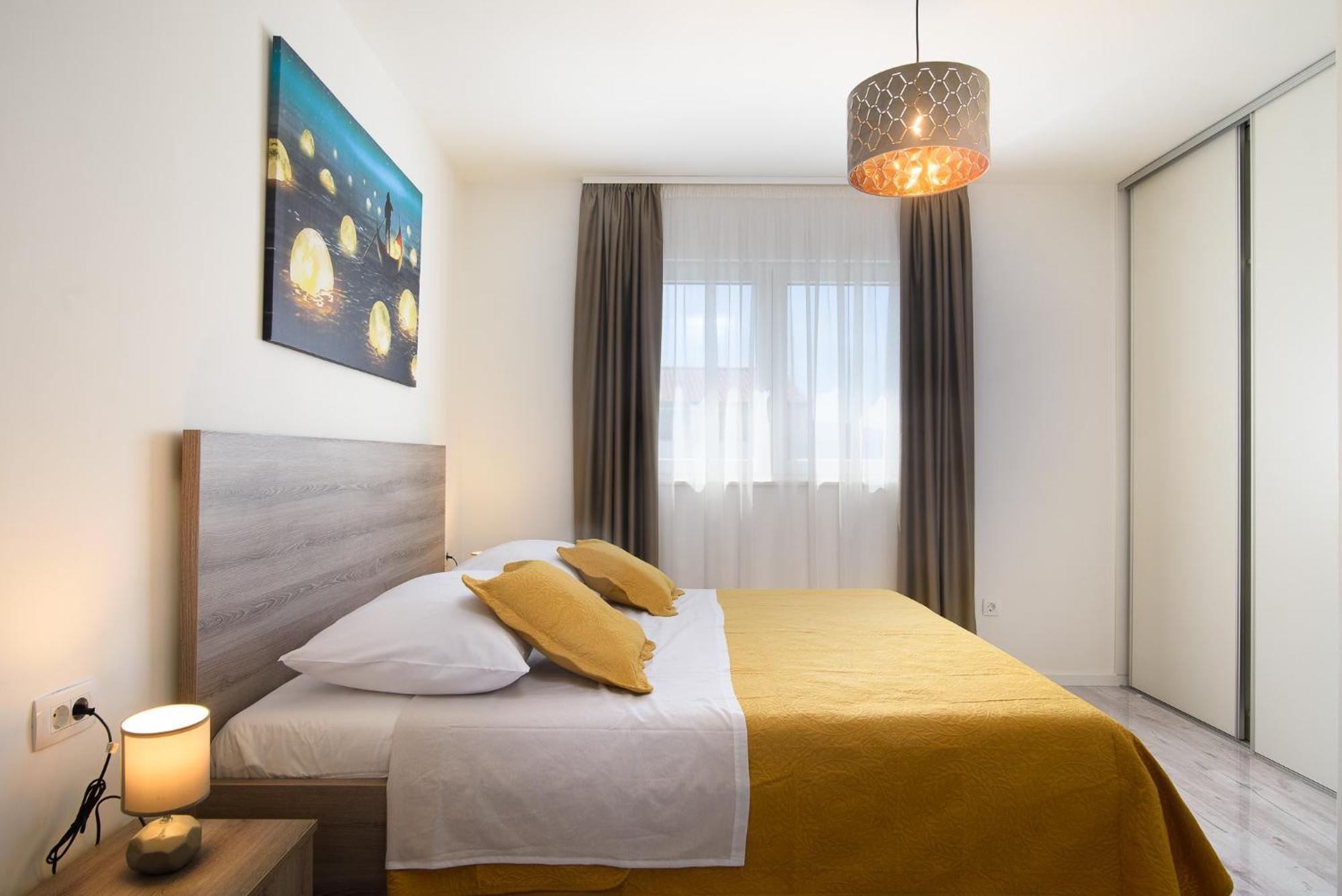 Villa Barbara & Zoran With Free Parking And Heated Swimming Pool Seget Vranjica Exterior photo